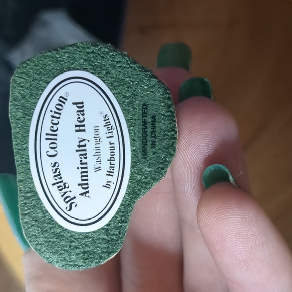 Harbour Lights Mini Lighthouses and Pin - Picture 4 of 7